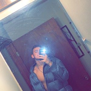 Meet your Posher, Nickolis